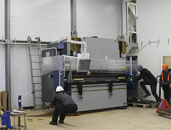 Фото Перевозка фурой небольшого цеха со станками и оборудованием #69