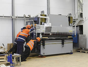 Фото Перевозка фурой небольшого цеха со станками и оборудованием #73