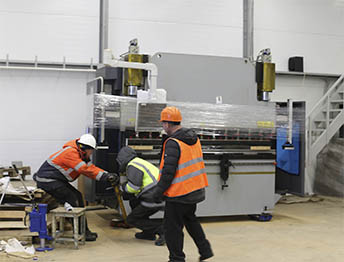 Фото Перевозка фурой небольшого цеха со станками и оборудованием #74