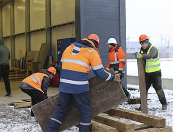 Фото Перевозка фурой небольшого цеха со станками и оборудованием #77