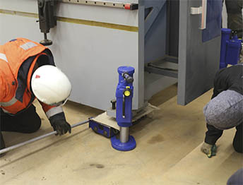 Фото Перевозка фурой небольшого цеха со станками и оборудованием #88