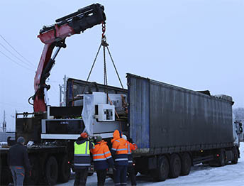 Фото Перевозка фурой небольшого цеха со станками и оборудованием #103