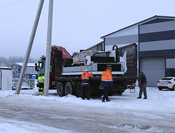 Фото Перевозка фурой небольшого цеха со станками и оборудованием #112