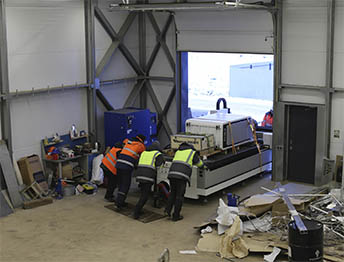 Фото Перевозка фурой небольшого цеха со станками и оборудованием #134