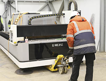 Фото Перевозка фурой небольшого цеха со станками и оборудованием #140