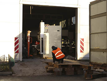 Фото Упаковка тяжелого станка с погрузкой трал и перевозкой в другой город #28