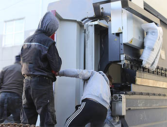 Фото Упаковка тяжелого станка с погрузкой трал и перевозкой в другой город #96