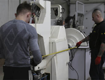 Фото Упаковка оборудования в термоусадочную пленку и изготовление жесткой глухой обрешетки #8