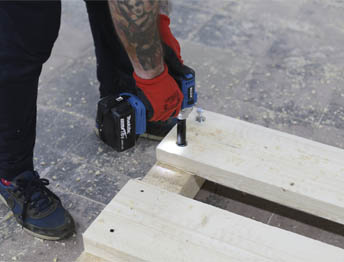 Фото Упаковка оборудования в термоусадочную пленку и изготовление жесткой глухой обрешетки #47