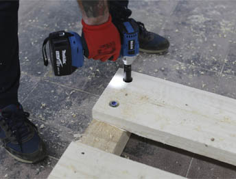 Фото Упаковка оборудования в термоусадочную пленку и изготовление жесткой глухой обрешетки #48