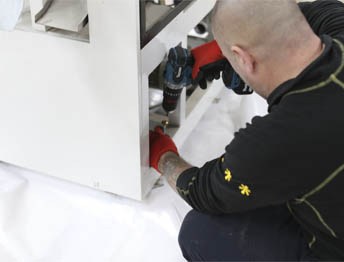 Фото Упаковка оборудования в термоусадочную пленку и изготовление жесткой глухой обрешетки #59