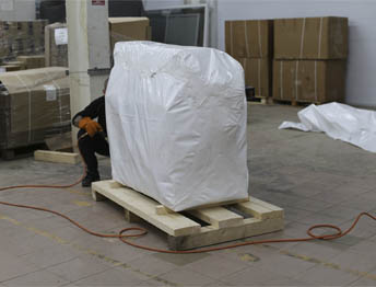 Фото Упаковка оборудования в термоусадочную пленку и изготовление жесткой глухой обрешетки #78