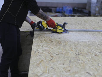 Фото Упаковка оборудования в термоусадочную пленку и изготовление жесткой глухой обрешетки #95