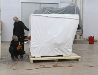 Фото Упаковка оборудования в термоусадочную пленку и изготовление жесткой глухой обрешетки #118