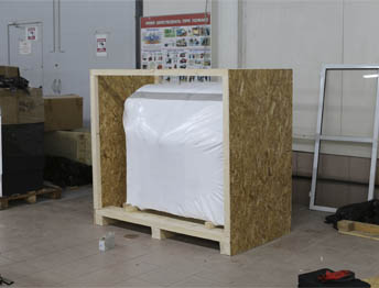 Фото Упаковка оборудования в термоусадочную пленку и изготовление жесткой глухой обрешетки #125