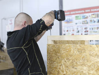 Фото Упаковка оборудования в термоусадочную пленку и изготовление жесткой глухой обрешетки #132